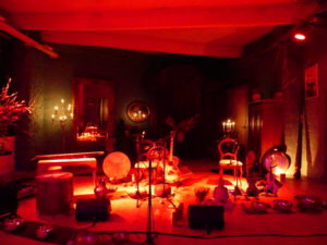 EAST WEST HEALING SOUNDS @ Drink & Draw Berlin Künstlerkahn Helene Historischer Hafen Berlin
